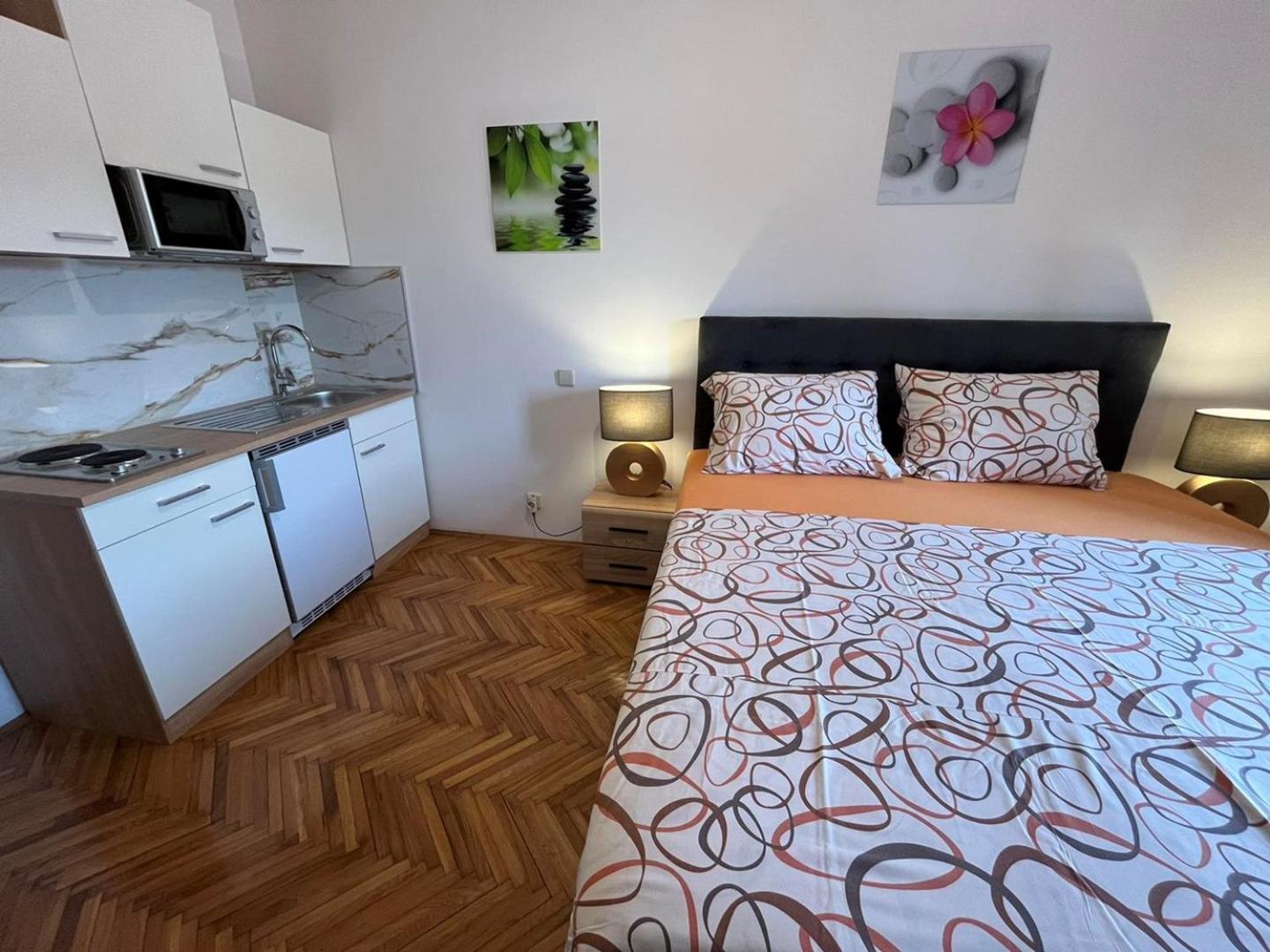 Apartments Jadranka Omisalj Bagian luar foto